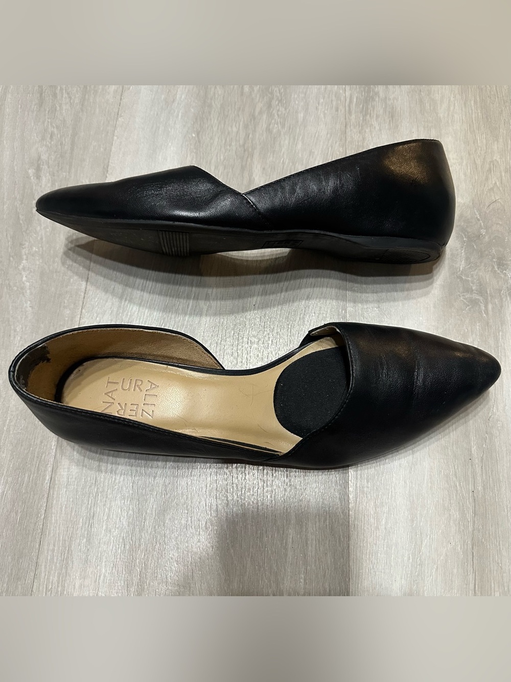 Naturalizer Black Pointed Toe Leather Flats Sz 9M
